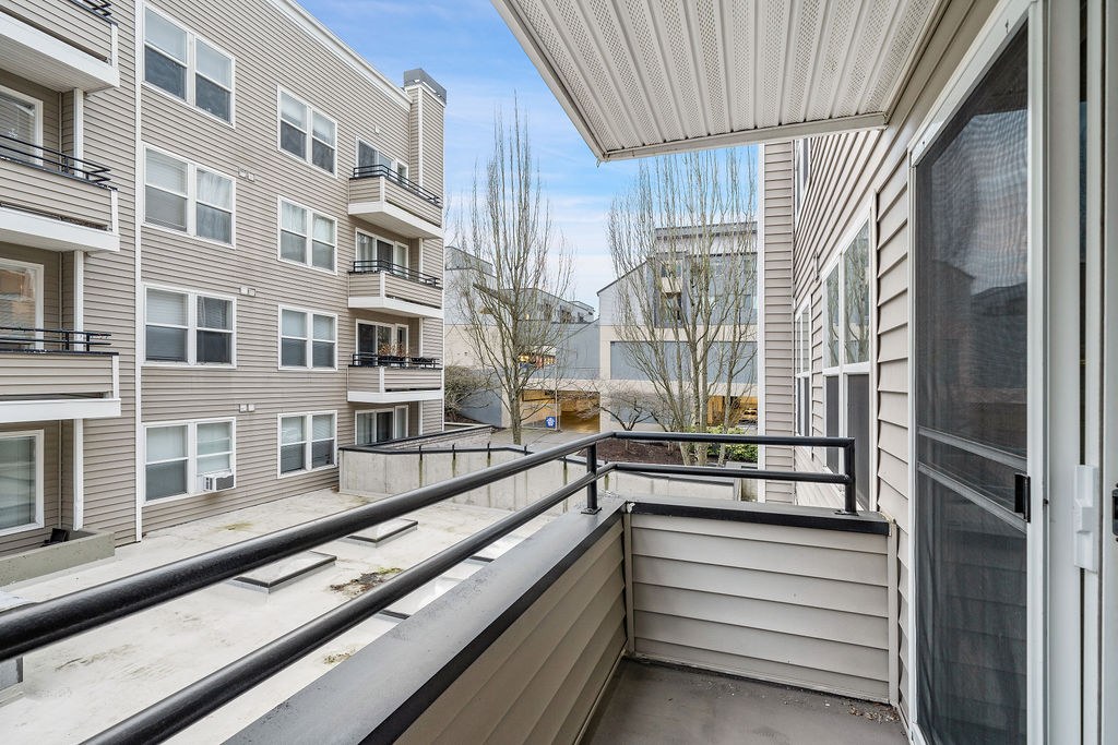 Private balcony